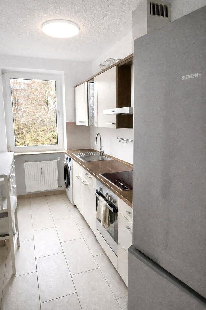 Pronájem bytu 1+1 15 m², Ackermannstrasse 1, München, Bavorsko Pronájem bytu 1+1 15 m², Ackermannstrasse 1, München, Bavorsko