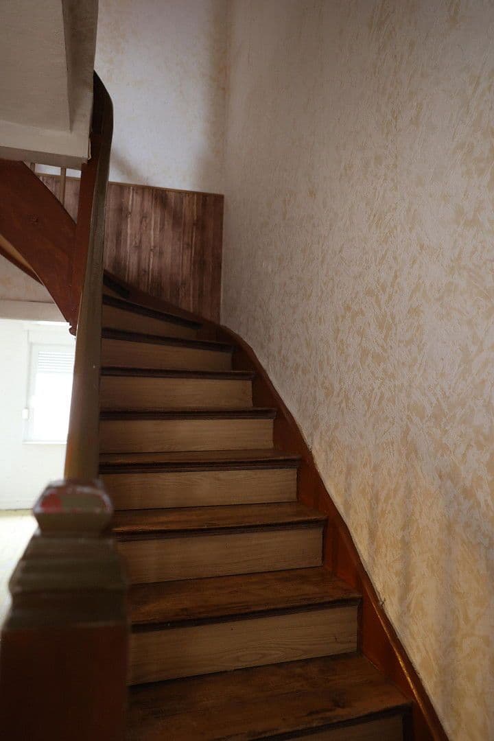 Prodej domu 120 m², pozemek 600 m², Hambrücken, Bádensko-Württembersko Prodej domu 120 m², pozemek 600 m², Hambrücken, Bádensko-Württembersko