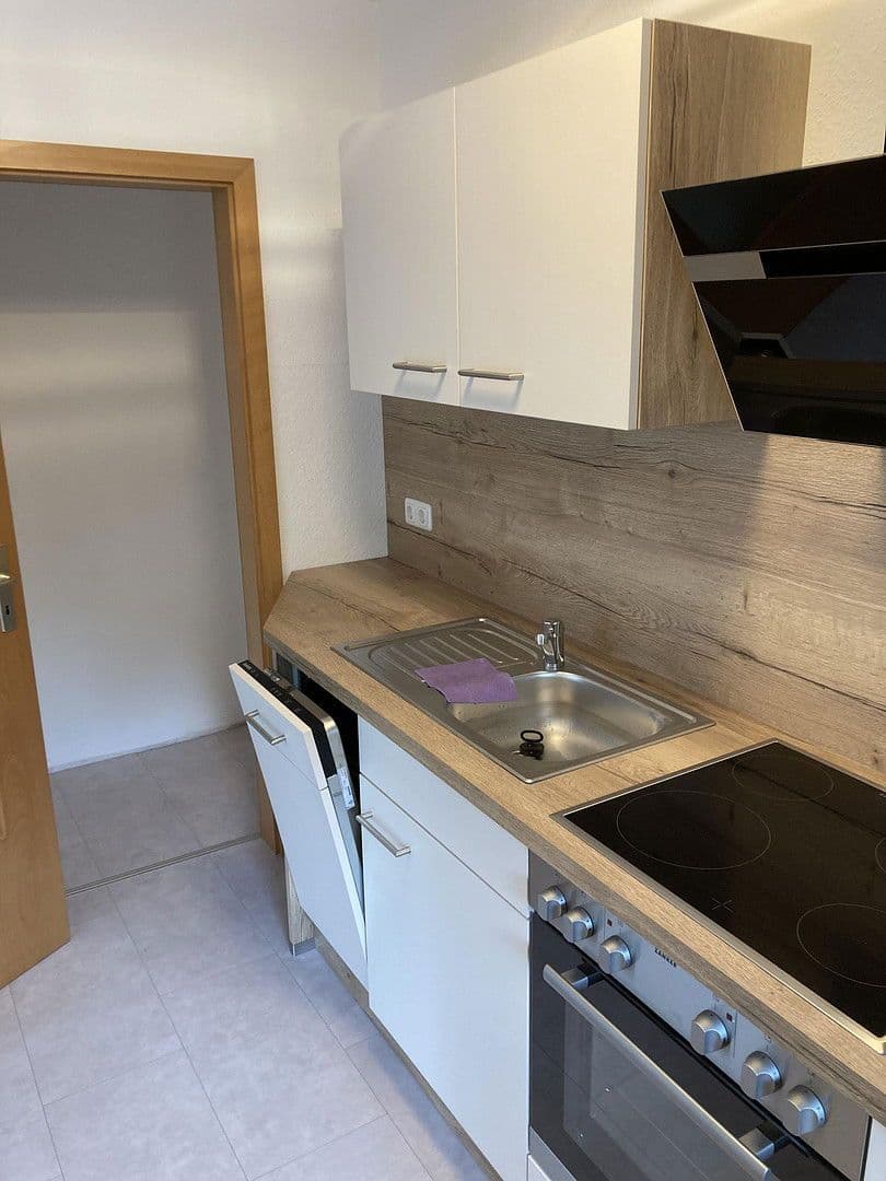 Pronájem bytu 2+1 53 m², Feldstr. 1d, Gerstungen, Durynsko Pronájem bytu 2+1 53 m², Feldstr. 1d, Gerstungen, Durynsko