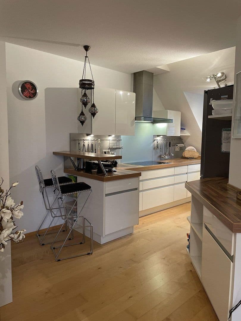 Prodej bytu 3+1 109 m², Gröbenzell, Bavorsko Prodej bytu 3+1 109 m², Gröbenzell, Bavorsko