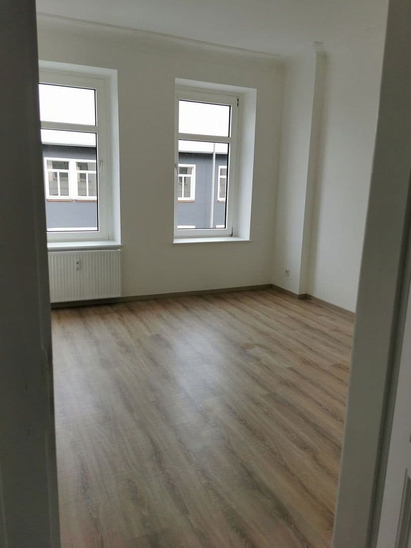 Pronájem bytu 2+1 50 m², Rosa-Luxemburg Straße 56, Leipzig, Sasko Pronájem bytu 2+1 50 m², Rosa-Luxemburg Straße 56, Leipzig, Sasko