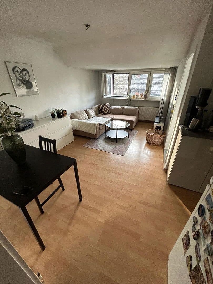Pronájem bytu 3+1 50 m², Rat-Deycks-Straße 20 a, Leverkusen, Severní Porýní-Vestfálsko Pronájem bytu 3+1 50 m², Rat-Deycks-Straße 20 a, Leverkusen, Severní Porýní-Vestfálsko