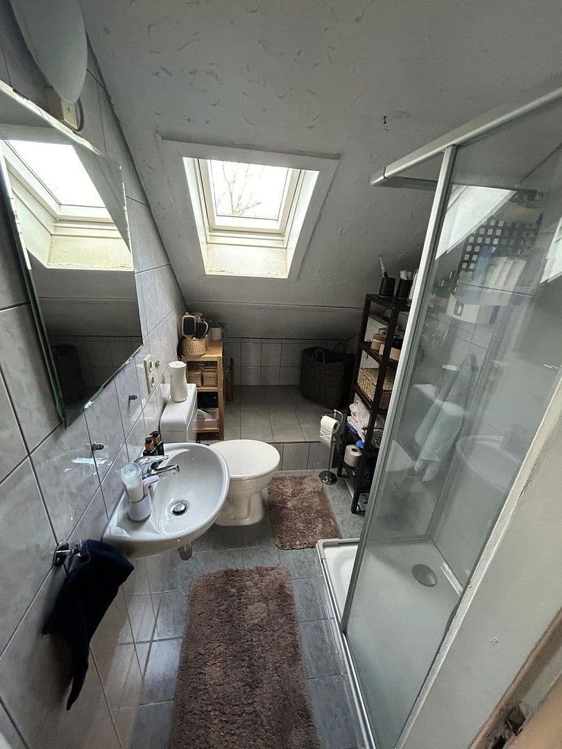 Pronájem bytu 3+1 50 m², Rat-Deycks-Straße 20 a, Leverkusen, Severní Porýní-Vestfálsko Pronájem bytu 3+1 50 m², Rat-Deycks-Straße 20 a, Leverkusen, Severní Porýní-Vestfálsko