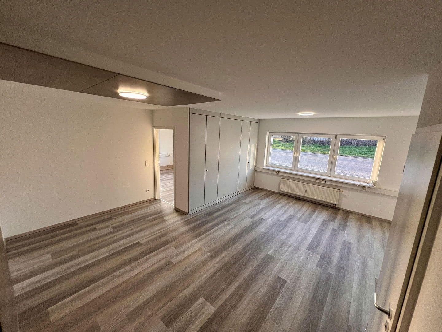 Pronájem kanceláře 80 m², Schwetzingen, Bádensko-Württembersko Pronájem kanceláře 80 m², Schwetzingen, Bádensko-Württembersko