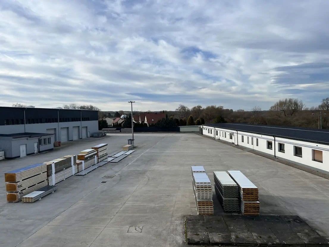 Prodej nebytového prostoru 91.101 m², Wettin-Löbejün, Sasko-Anhaltsko Prodej nebytového prostoru 91.101 m², Wettin-Löbejün, Sasko-Anhaltsko