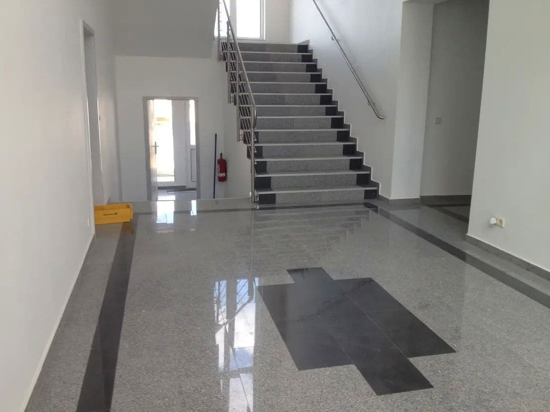 Prodej nebytového prostoru 91.101 m², Wettin-Löbejün, Sasko-Anhaltsko Prodej nebytového prostoru 91.101 m², Wettin-Löbejün, Sasko-Anhaltsko