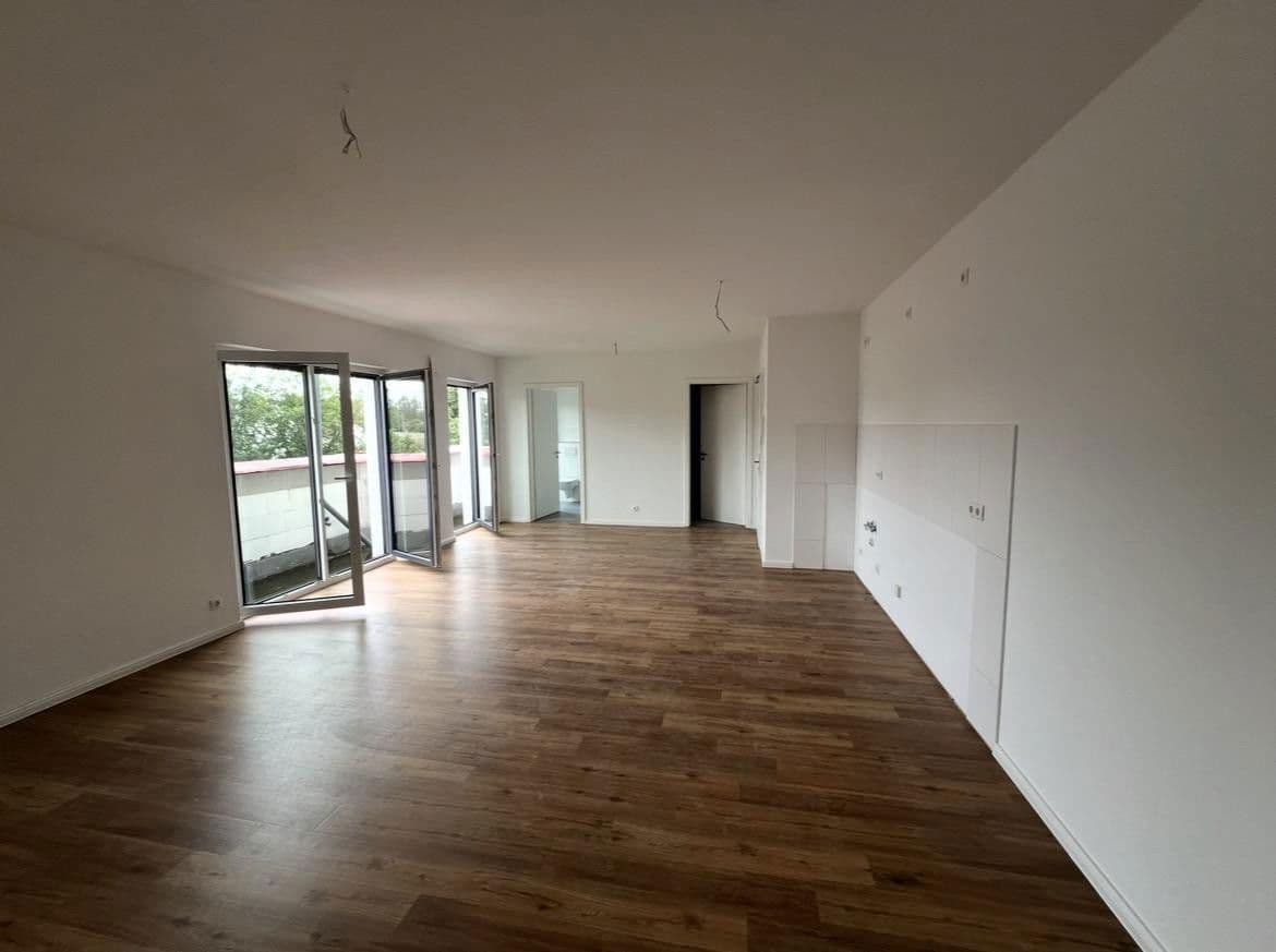 Prodej bytu 2+1 74 m², Bremen, Bremen Prodej bytu 2+1 74 m², Bremen, Bremen