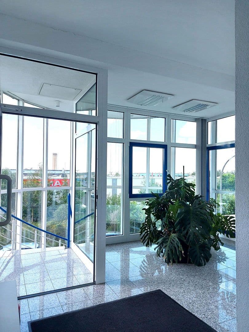 Pronájem kanceláře 1.900 m², Alzenau, Bavorsko Pronájem kanceláře 1.900 m², Alzenau, Bavorsko