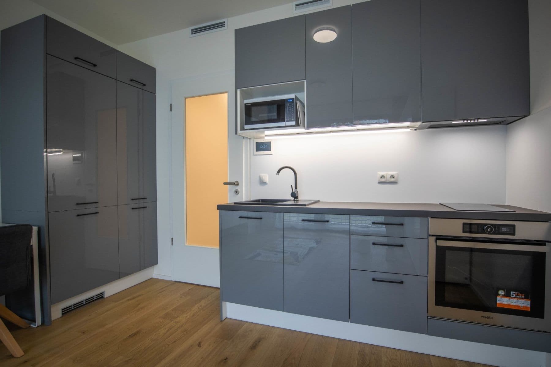 Prodej bytu 1+kk 27 m², Ramonova, Praha, Praha Prodej bytu 1+kk 27 m², Ramonova, Praha, Praha