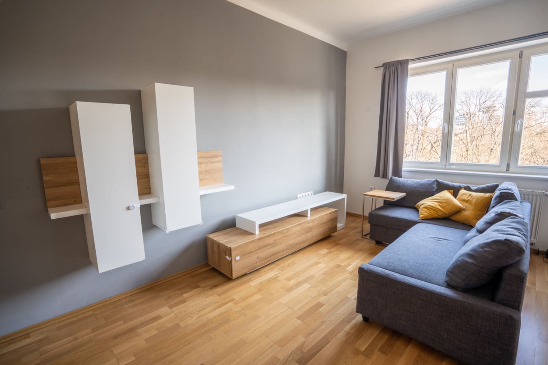 Prodej bytu 2+kk 44 m², Jičínská, Praha, Praha Prodej bytu 2+kk 44 m², Jičínská, Praha, Praha