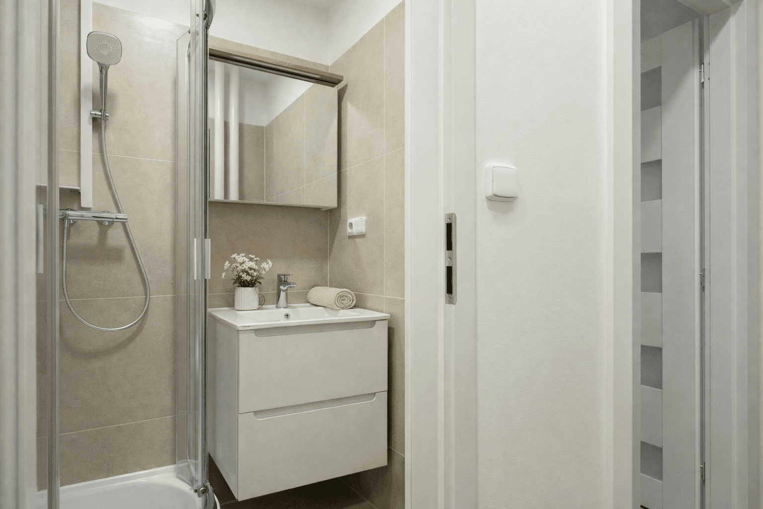 Prodej bytu 2+kk 37 m², Evropská, Praha, Praha Prodej bytu 2+kk 37 m², Evropská, Praha, Praha