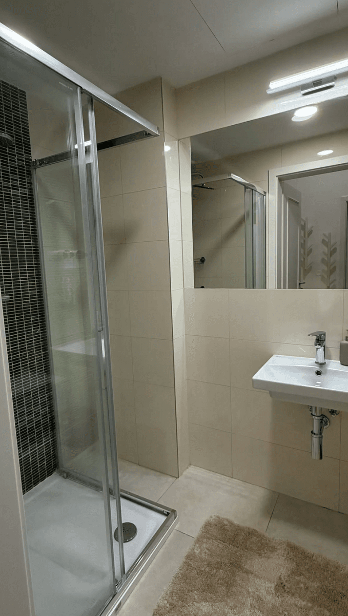 Pronájem domu 56 m², pozemek 56 m², Korunní, Praha, Praha Pronájem domu 56 m², pozemek 56 m², Korunní, Praha, Praha