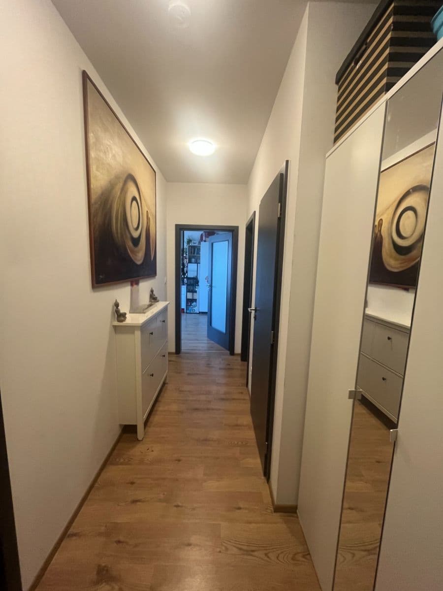 Pronájem bytu 2+kk 57 m², U Vodojemu, Brandýs nad Labem-Stará Boleslav, Středočeský kraj Pronájem bytu 2+kk 57 m², U Vodojemu, Brandýs nad Labem-Stará Boleslav, Středočeský kraj