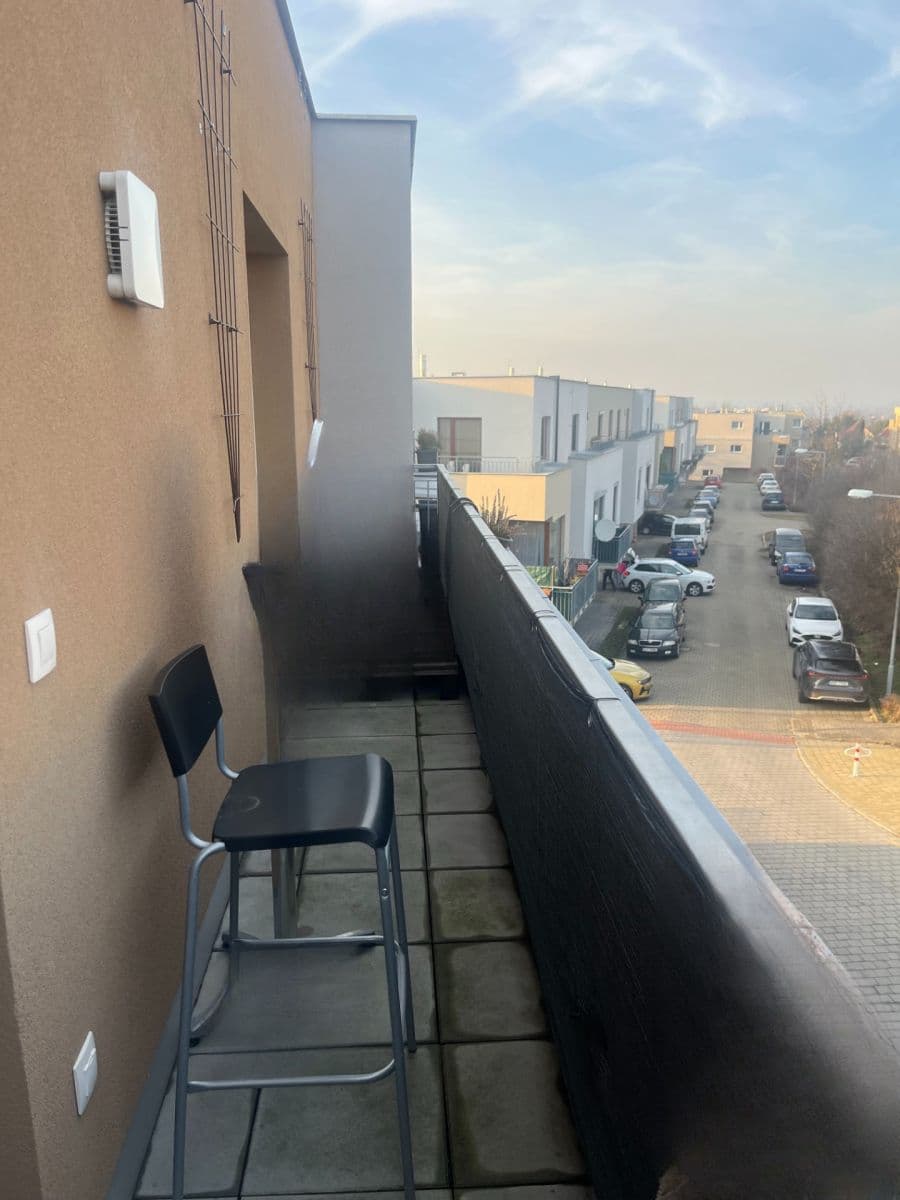 Pronájem bytu 2+kk 57 m², U Vodojemu, Brandýs nad Labem-Stará Boleslav, Středočeský kraj Pronájem bytu 2+kk 57 m², U Vodojemu, Brandýs nad Labem-Stará Boleslav, Středočeský kraj