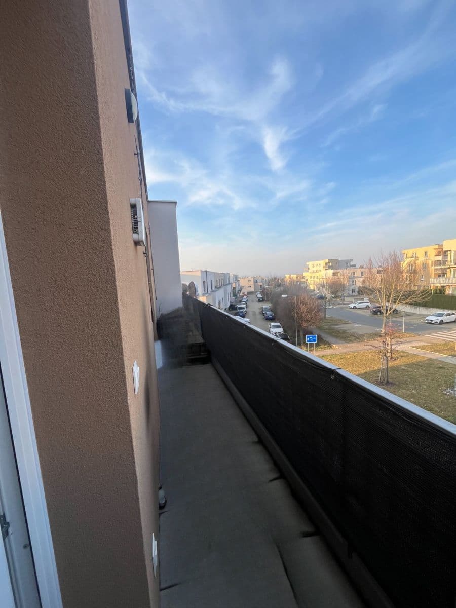 Pronájem bytu 2+kk 57 m², U Vodojemu, Brandýs nad Labem-Stará Boleslav, Středočeský kraj Pronájem bytu 2+kk 57 m², U Vodojemu, Brandýs nad Labem-Stará Boleslav, Středočeský kraj