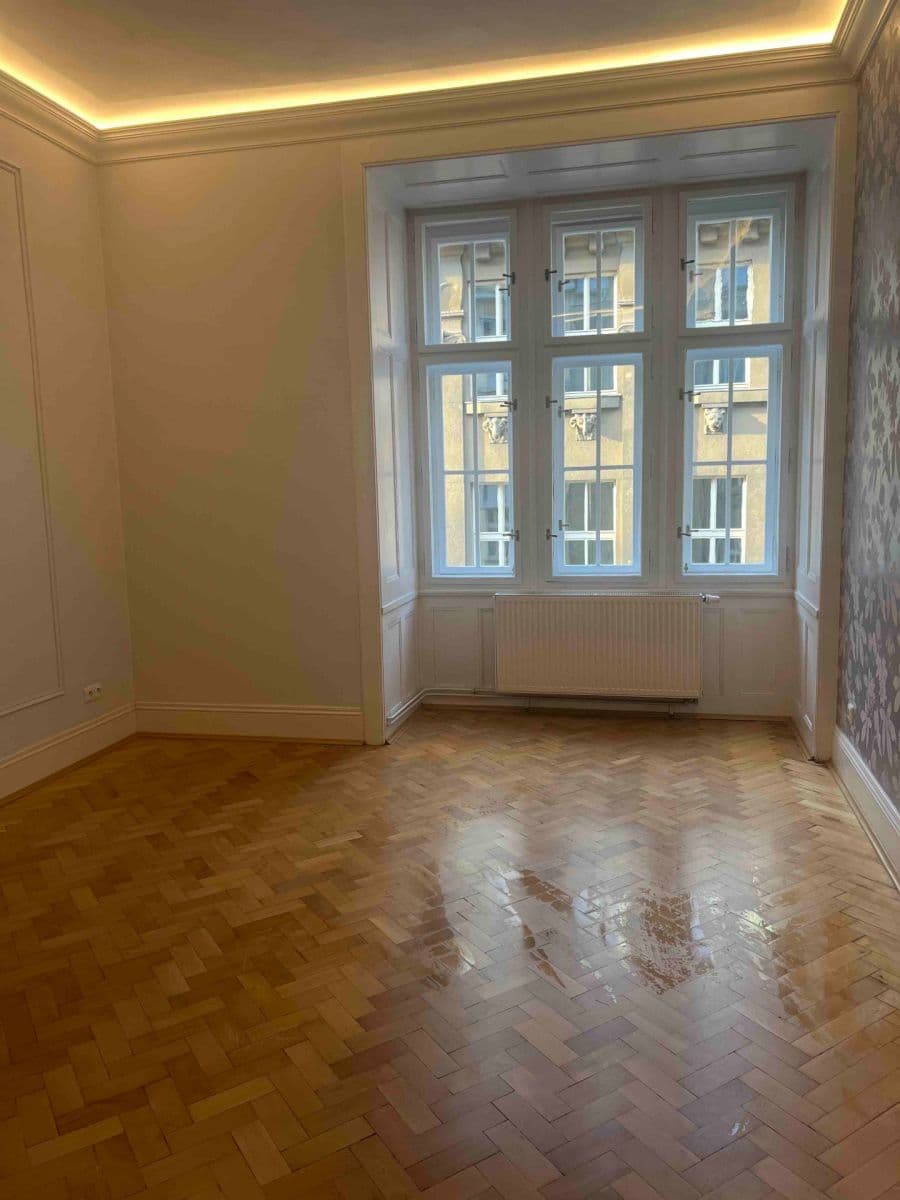 Pronájem bytu 2+1 70 m², Bílkova, Praha, Praha Pronájem bytu 2+1 70 m², Bílkova, Praha, Praha