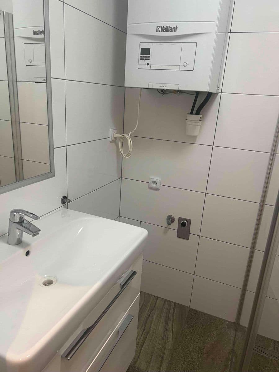 Pronájem bytu 2+1 70 m², Bílkova, Praha, Praha Pronájem bytu 2+1 70 m², Bílkova, Praha, Praha