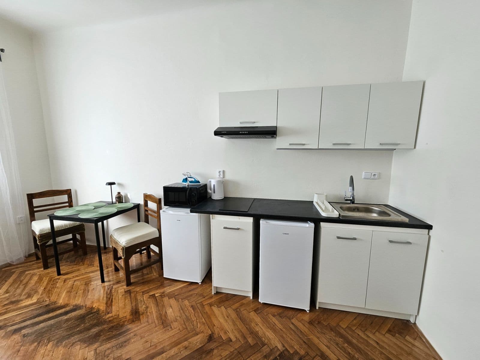 Pronájem bytu 2+kk 52 m², Čejkova, Brno, Jihomoravský kraj Pronájem bytu 2+kk 52 m², Čejkova, Brno, Jihomoravský kraj