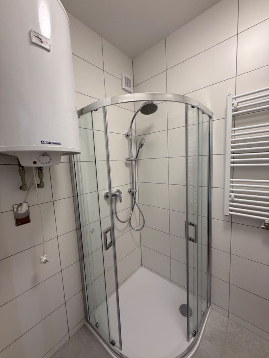 Pronájem bytu 2+kk 45 m², Myslbekova, Ostrava, Moravskoslezský kraj Pronájem bytu 2+kk 45 m², Myslbekova, Ostrava, Moravskoslezský kraj