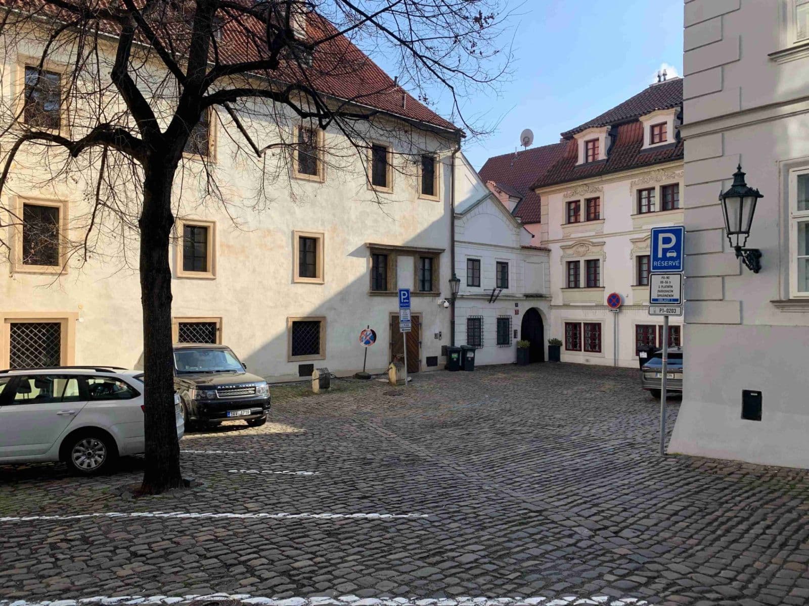 Pronájem bytu 1+1 46 m², Valdštejnské náměstí, Praha, Praha Pronájem bytu 1+1 46 m², Valdštejnské náměstí, Praha, Praha