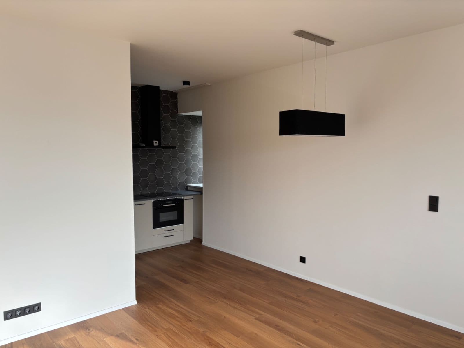 Pronájem bytu 2+kk 56 m², Na Farkáně Ⅲ, Praha, Praha Pronájem bytu 2+kk 56 m², Na Farkáně Ⅲ, Praha, Praha