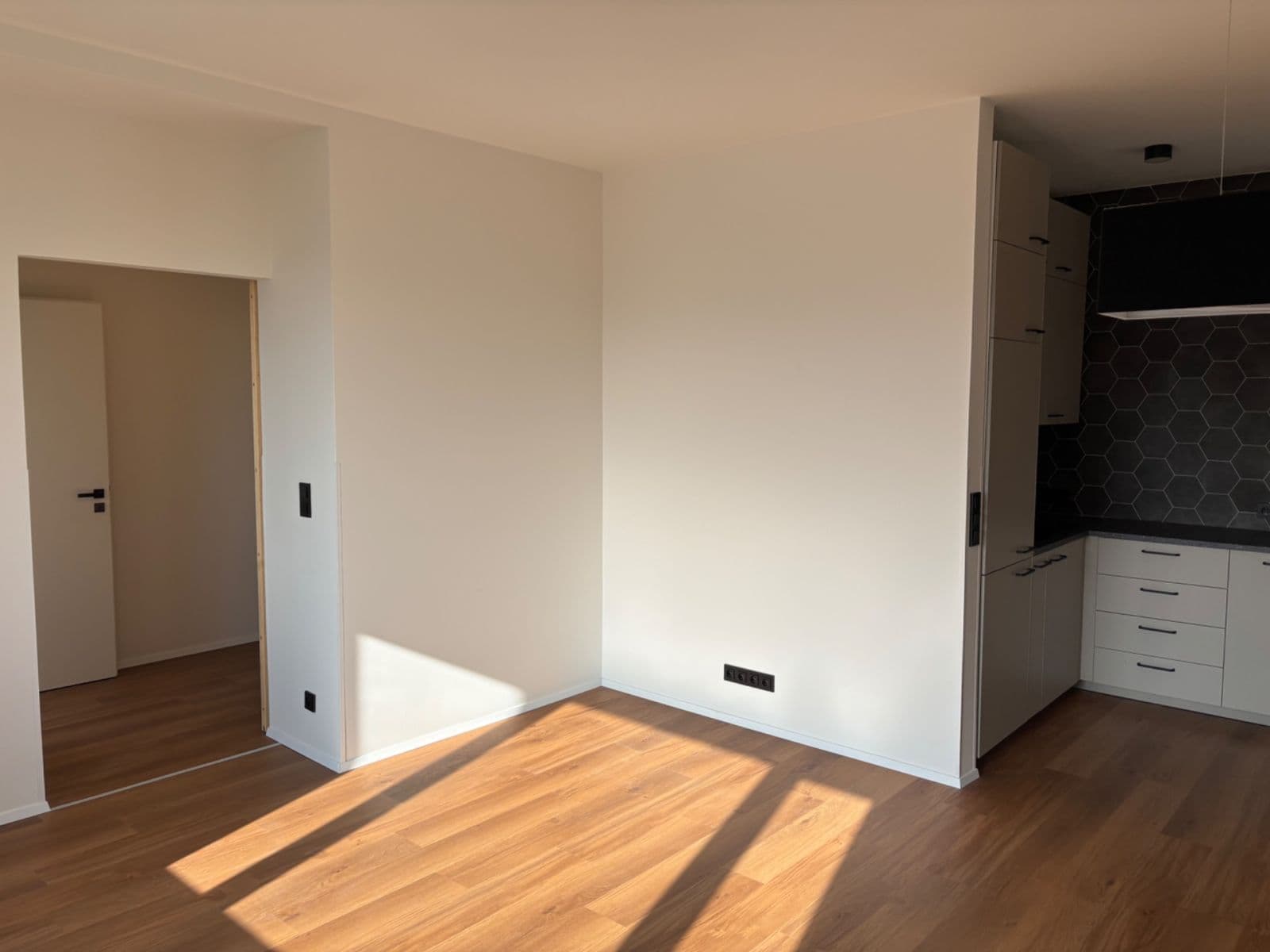 Pronájem bytu 2+kk 56 m², Na Farkáně Ⅲ, Praha, Praha Pronájem bytu 2+kk 56 m², Na Farkáně Ⅲ, Praha, Praha