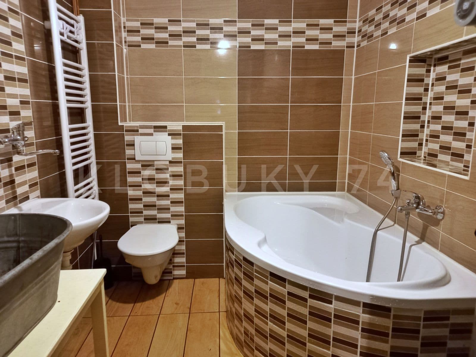 Prodej domu 118 m², pozemek 783 m², Nádražní, Klobuky, Středočeský kraj Prodej domu 118 m², pozemek 783 m², Nádražní, Klobuky, Středočeský kraj