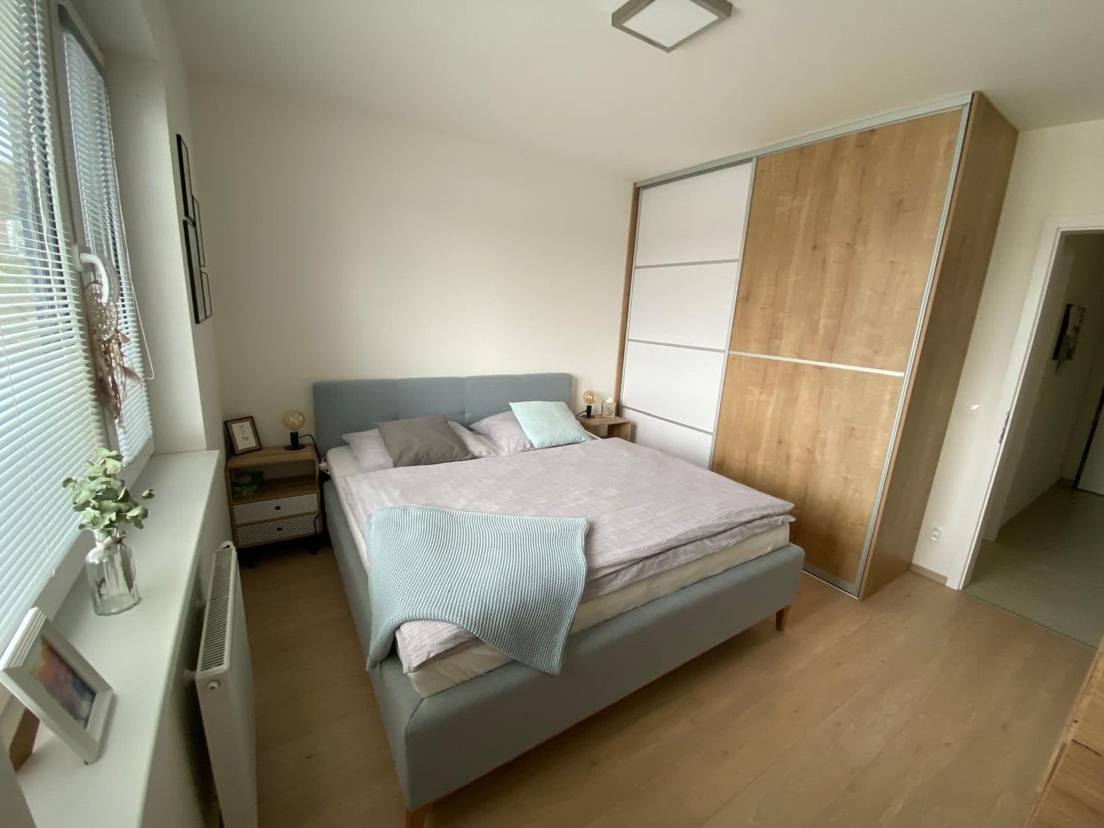 Pronájem bytu 3+kk 74 m², Strnadových, Praha, Praha Pronájem bytu 3+kk 74 m², Strnadových, Praha, Praha