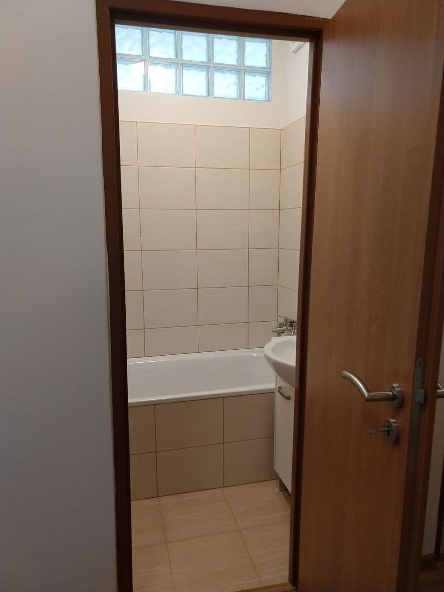 Pronájem bytu 2+1 53 m², Průkopnická, Ostrava, Moravskoslezský kraj Pronájem bytu 2+1 53 m², Průkopnická, Ostrava, Moravskoslezský kraj