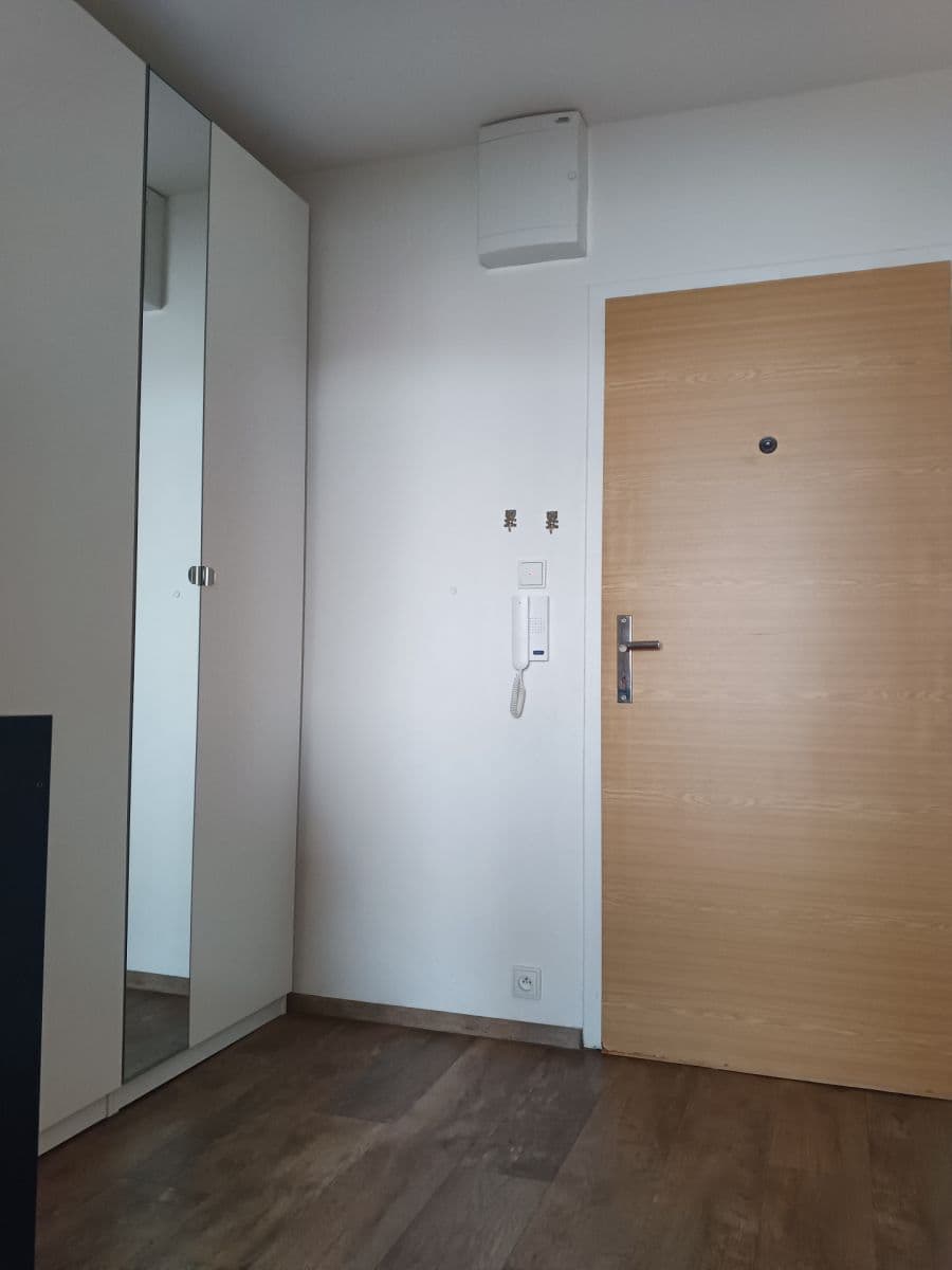 Pronájem bytu 2+kk 45 m², Kpt. Stránského, Praha, Praha Pronájem bytu 2+kk 45 m², Kpt. Stránského, Praha, Praha