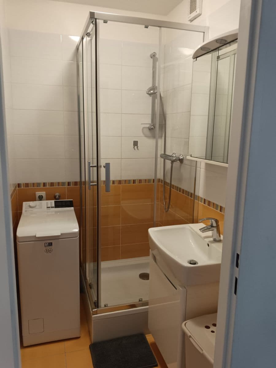Pronájem bytu 2+kk 45 m², Kpt. Stránského, Praha, Praha Pronájem bytu 2+kk 45 m², Kpt. Stránského, Praha, Praha