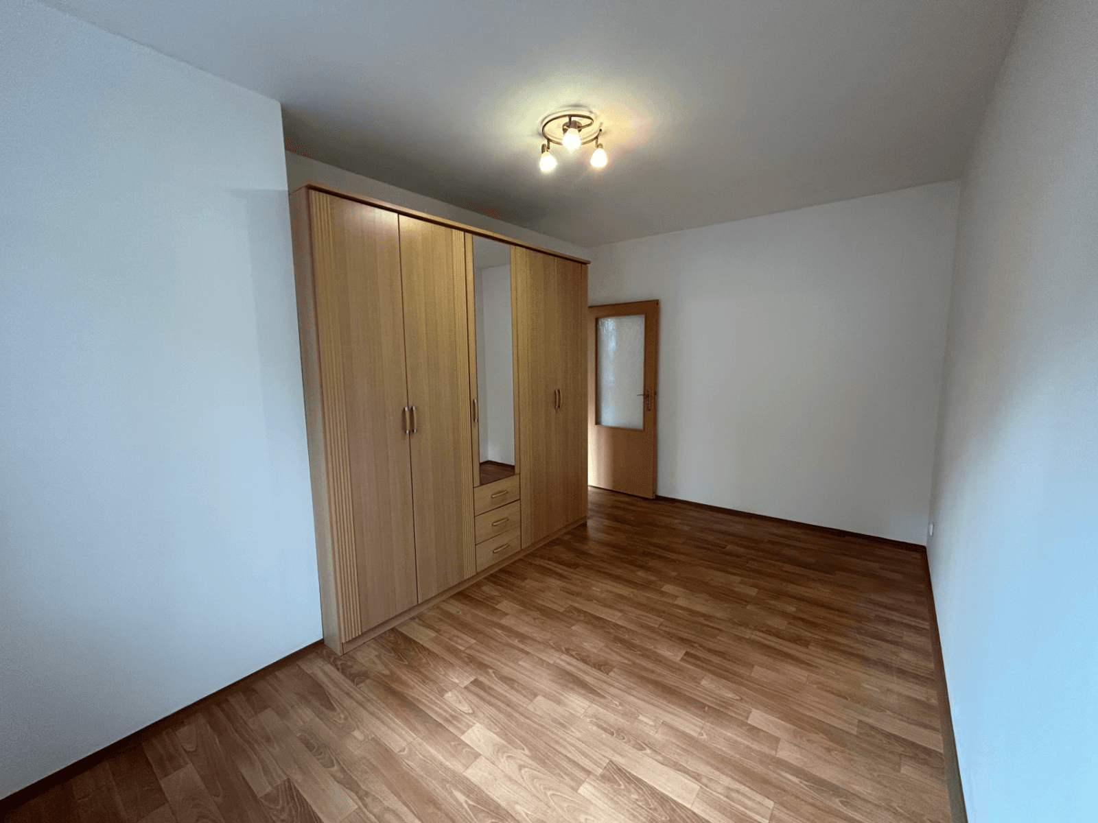 Pronájem bytu 2+kk 51 m², Gen. Peřiny, Hustopeče, Jihomoravský kraj Pronájem bytu 2+kk 51 m², Gen. Peřiny, Hustopeče, Jihomoravský kraj