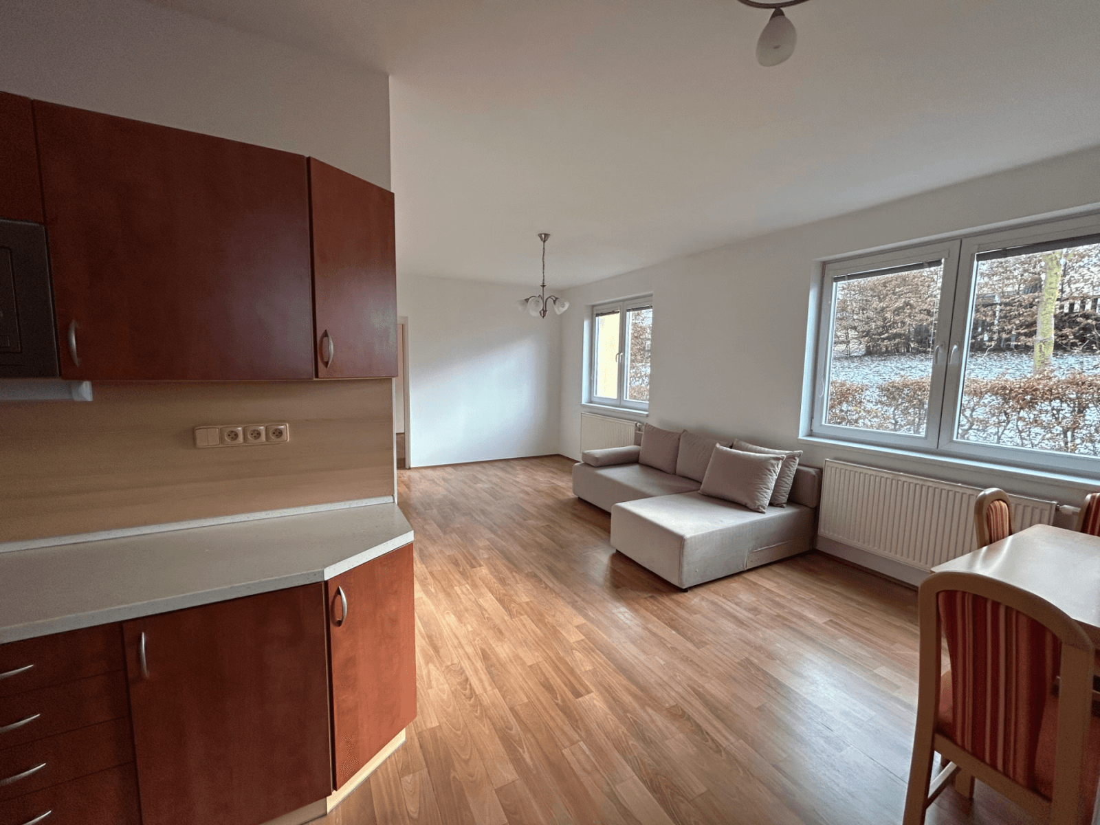 Pronájem bytu 2+kk 51 m², Gen. Peřiny, Hustopeče, Jihomoravský kraj Pronájem bytu 2+kk 51 m², Gen. Peřiny, Hustopeče, Jihomoravský kraj