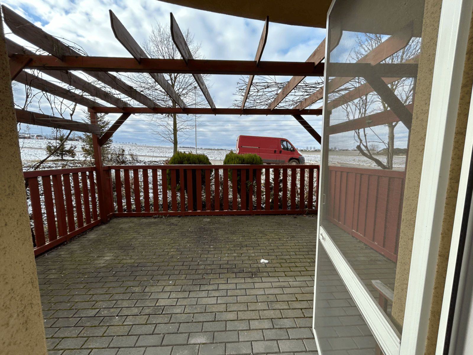 Pronájem bytu 2+kk 51 m², Gen. Peřiny, Hustopeče, Jihomoravský kraj Pronájem bytu 2+kk 51 m², Gen. Peřiny, Hustopeče, Jihomoravský kraj