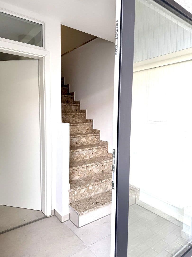 Pronájem bytu 2+kk 60 m², Kissing, Bavorsko Pronájem bytu 2+kk 60 m², Kissing, Bavorsko