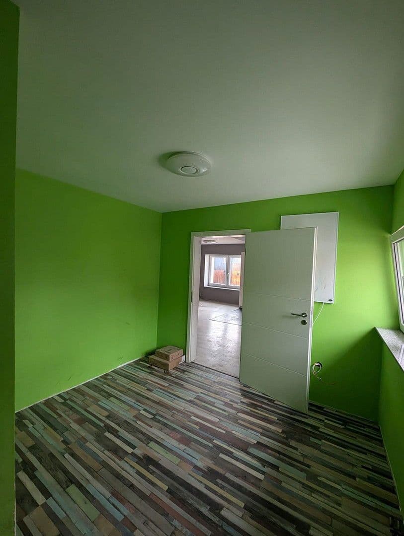 Prodej domu 72 m², pozemek 109 m², Ermstalstraße 32, Münsingen, Bádensko-Württembersko Prodej domu 72 m², pozemek 109 m², Ermstalstraße 32, Münsingen, Bádensko-Württembersko