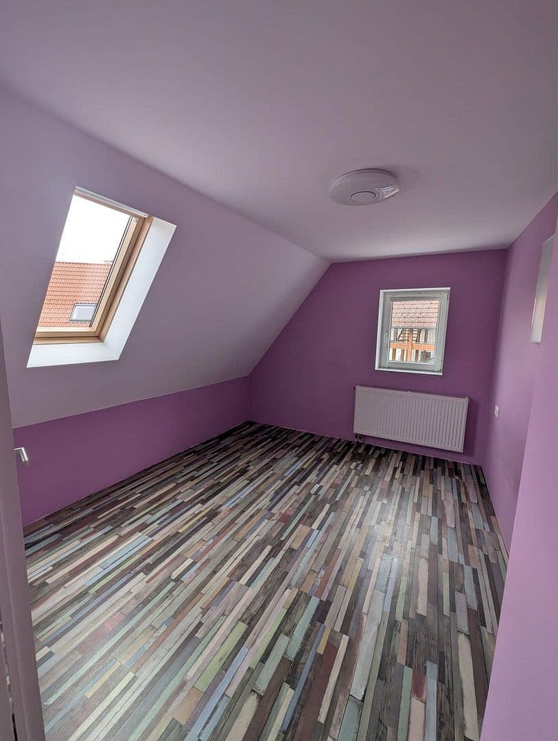 Prodej domu 72 m², pozemek 109 m², Ermstalstraße 32, Münsingen, Bádensko-Württembersko Prodej domu 72 m², pozemek 109 m², Ermstalstraße 32, Münsingen, Bádensko-Württembersko