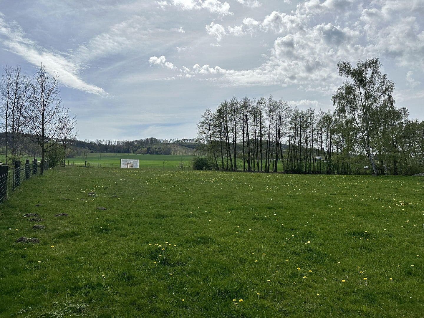 Prodej pozemku 1.000 m², Haupstraße 248, Cunewalde, Sasko Prodej pozemku 1.000 m², Haupstraße 248, Cunewalde, Sasko