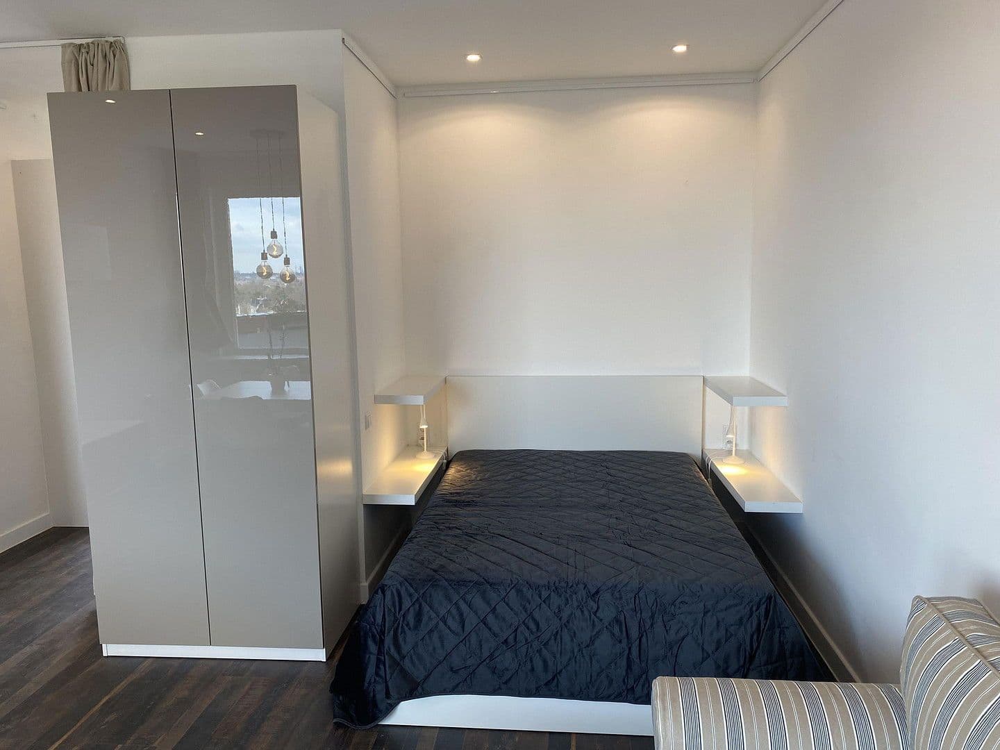 Pronájem bytu 1+1 42 m², Hubertusallee 6, Berlin, Berlín Pronájem bytu 1+1 42 m², Hubertusallee 6, Berlin, Berlín