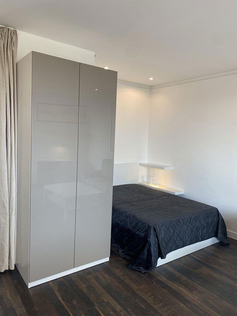 Pronájem bytu 1+1 42 m², Hubertusallee 6, Berlin, Berlín Pronájem bytu 1+1 42 m², Hubertusallee 6, Berlin, Berlín