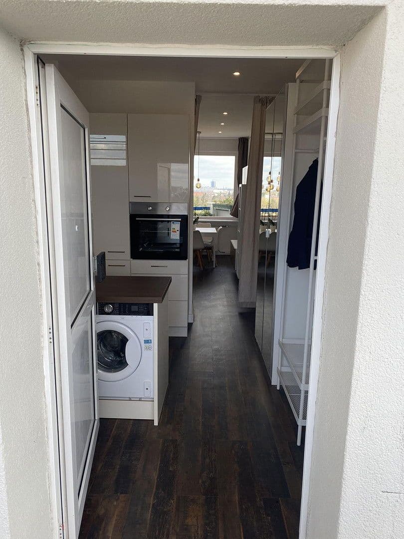 Pronájem bytu 1+1 42 m², Hubertusallee 6, Berlin, Berlín Pronájem bytu 1+1 42 m², Hubertusallee 6, Berlin, Berlín