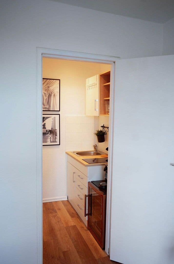 Pronájem bytu 1+1 25 m², Alte Rathausstr. 7 A, Laatzen, Dolní Sasko Pronájem bytu 1+1 25 m², Alte Rathausstr. 7 A, Laatzen, Dolní Sasko