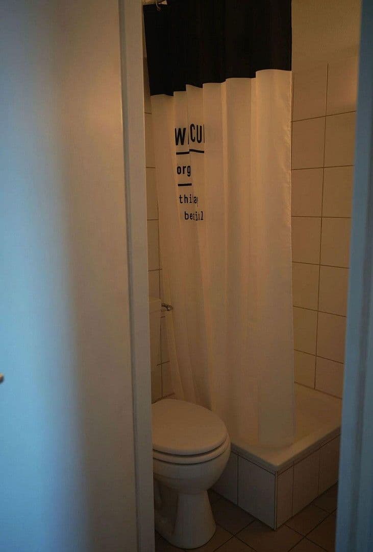 Pronájem bytu 1+1 25 m², Alte Rathausstr. 7 A, Laatzen, Dolní Sasko Pronájem bytu 1+1 25 m², Alte Rathausstr. 7 A, Laatzen, Dolní Sasko