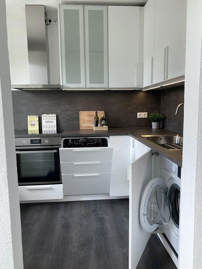 Pronájem bytu 2+1 45 m², Ernst-Thälmann-Ring 59, Greifswald, Mecklenburg-Vorpommern Pronájem bytu 2+1 45 m², Ernst-Thälmann-Ring 59, Greifswald, Mecklenburg-Vorpommern