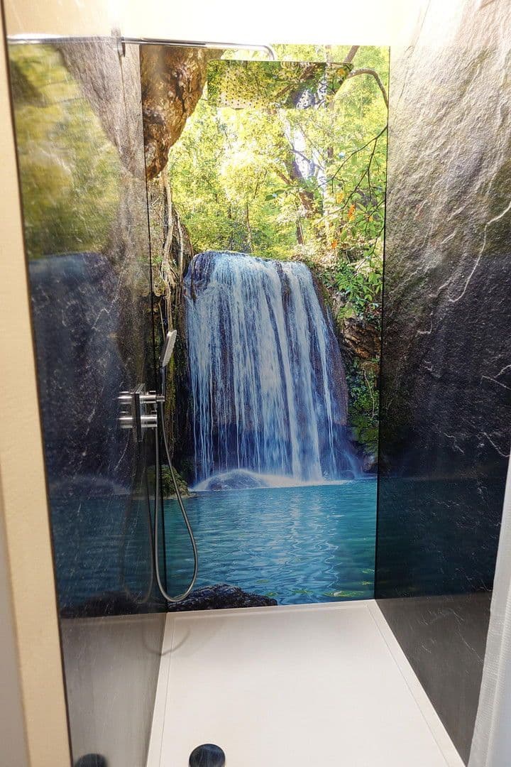 Prodej domu 180 m², pozemek 39.000 m², Hohlensten 3, Buchen (Odenwald), Bádensko-Württembersko Prodej domu 180 m², pozemek 39.000 m², Hohlensten 3, Buchen (Odenwald), Bádensko-Württembersko