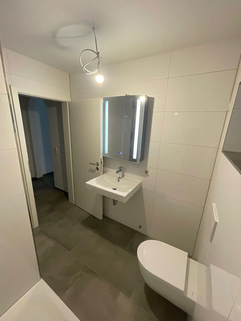 Pronájem bytu 2+kk 63 m², Schillerstraße 21, Weil der Stadt, Bádensko-Württembersko Pronájem bytu 2+kk 63 m², Schillerstraße 21, Weil der Stadt, Bádensko-Württembersko