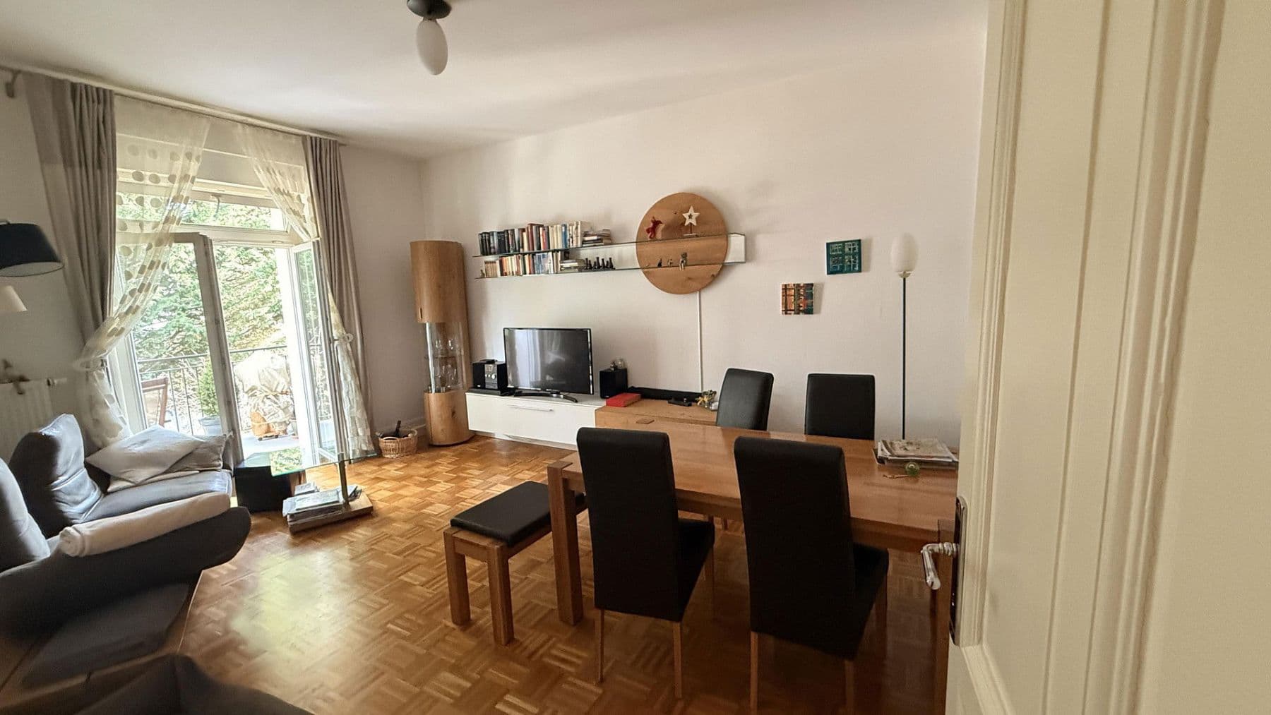 Pronájem bytu 3+1 82 m², Eschersheimer Landstr. 516, Frankfurt am Main, Hessen Pronájem bytu 3+1 82 m², Eschersheimer Landstr. 516, Frankfurt am Main, Hessen