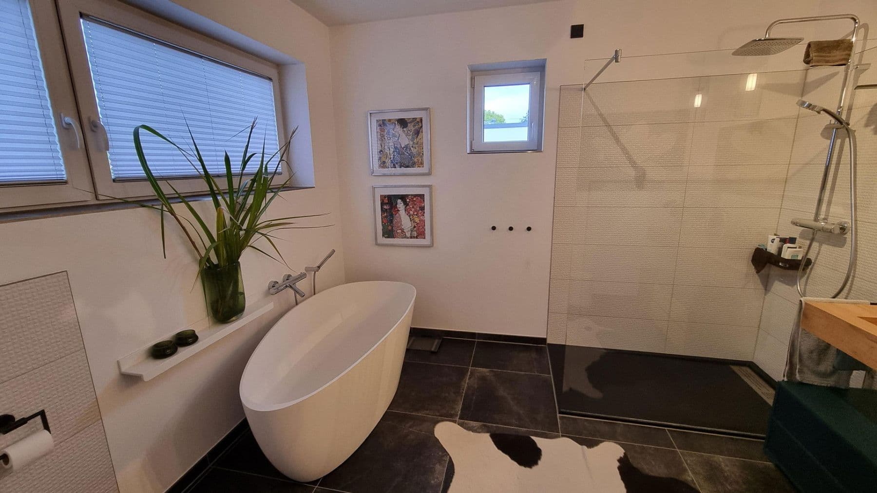 Prodej domu 196 m², pozemek 556 m², Nümbrecht, Severní Porýní-Vestfálsko Prodej domu 196 m², pozemek 556 m², Nümbrecht, Severní Porýní-Vestfálsko