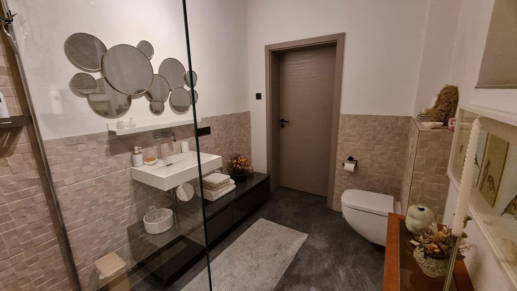 Prodej domu 196 m², pozemek 556 m², Nümbrecht, Severní Porýní-Vestfálsko Prodej domu 196 m², pozemek 556 m², Nümbrecht, Severní Porýní-Vestfálsko