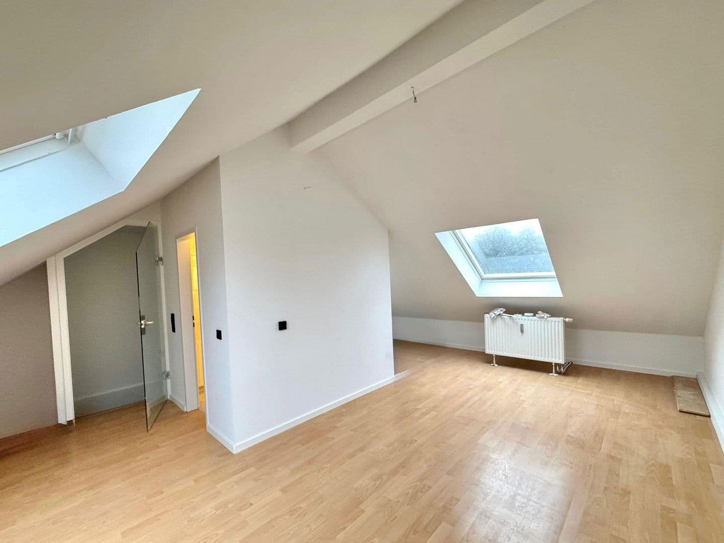 Pronájem bytu 3+1 100 m², Horbacherstraße 333, Cáchy, Severní Porýní-Vestfálsko Pronájem bytu 3+1 100 m², Horbacherstraße 333, Cáchy, Severní Porýní-Vestfálsko